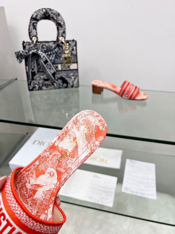 D*or dway heeled slide