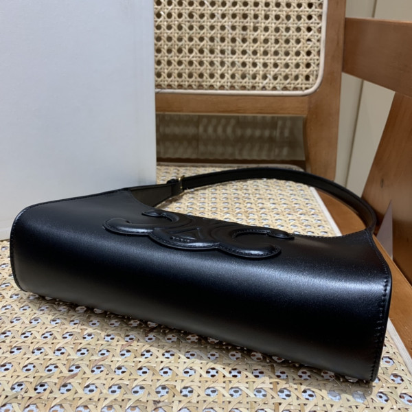 Ce**e shoulder bag cuir triomphe