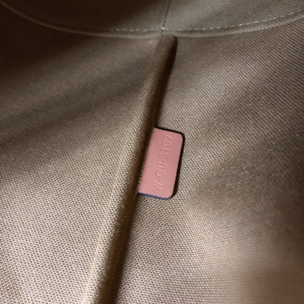 Ce**e medium bucket in triomphe canvas