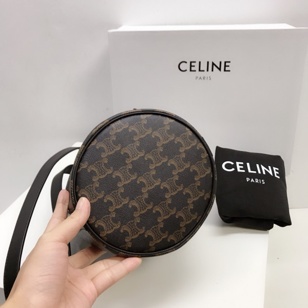 Ce**e small drawstring bag in triomphe canvas