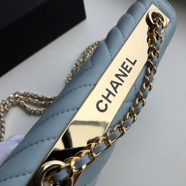 CL CHAIN WALLET