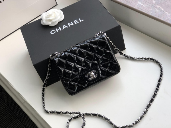 CL FLAP BAG 17CM