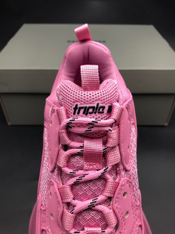 Ba*len*cia*ga triple s