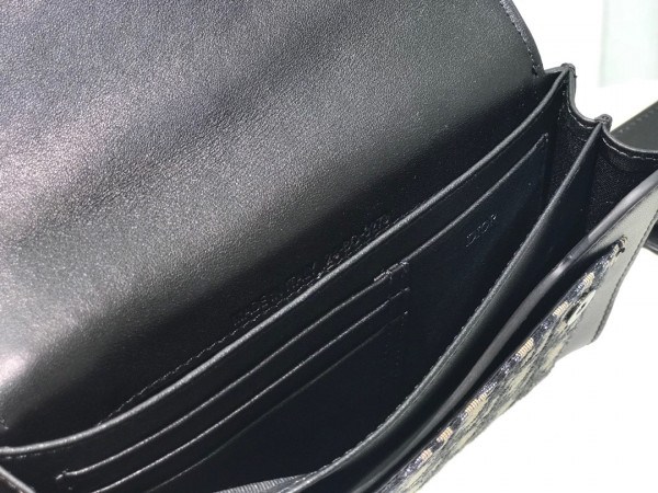 D*or elite shoulder pouch