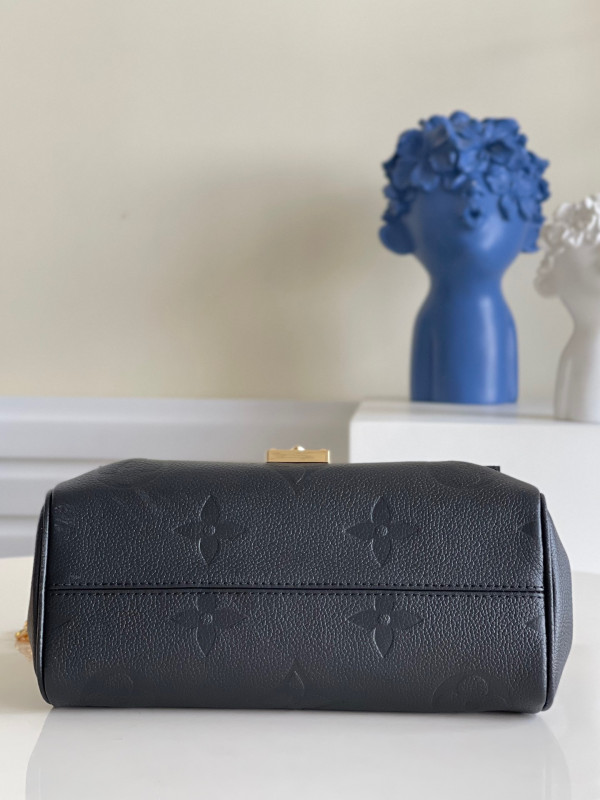 l**is V*t*n favorite