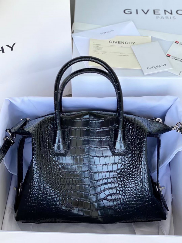 GIVENCHY ANTIGONA SOFT