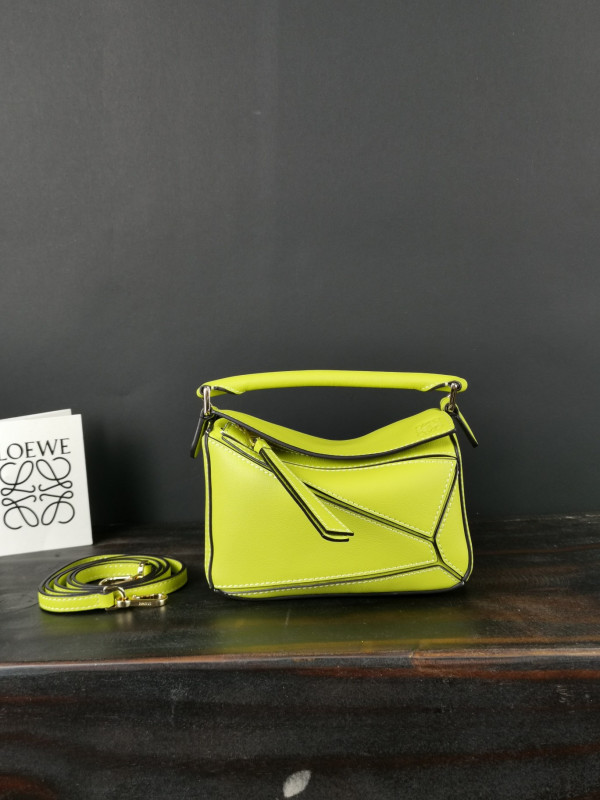 LOEWE MINI PUZZLE BAG