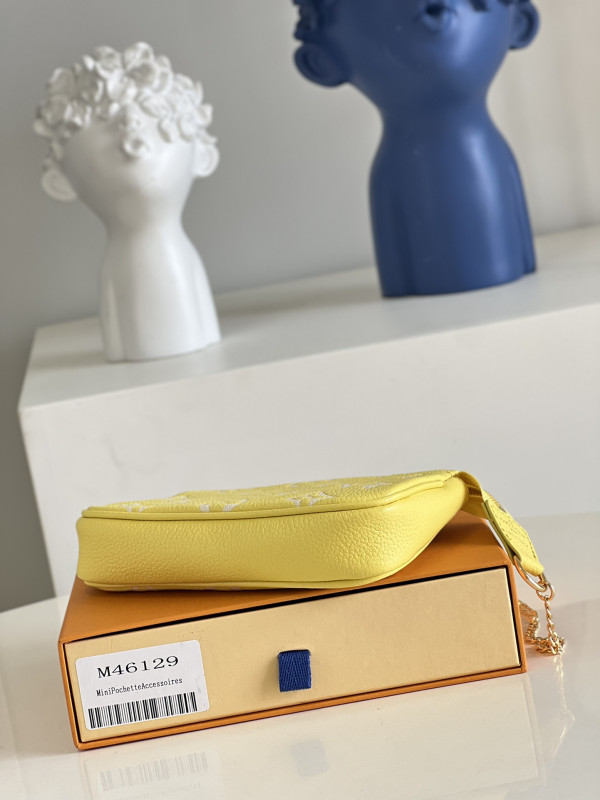 l**is V*t*n mini pochette accessoires