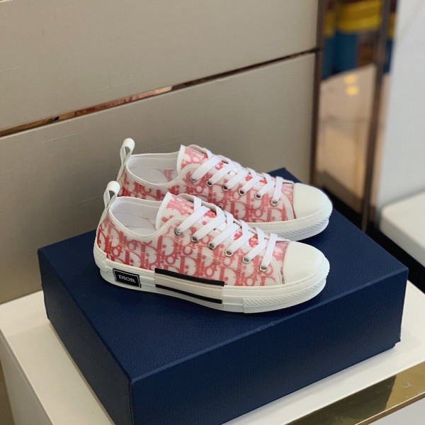 D*or b23 oblique low top sneaker