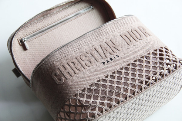 D*or vanity case-24-17-13.5cm