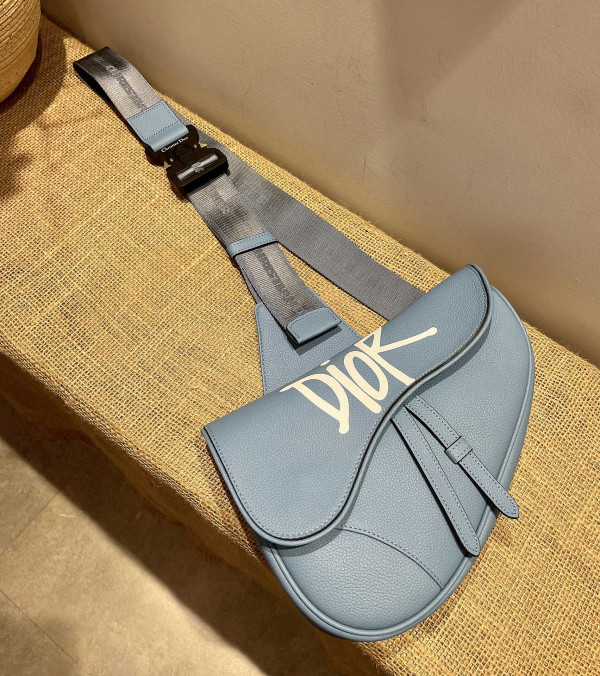 D*or saddle bag