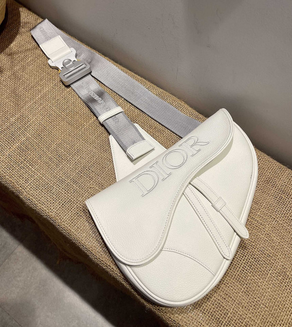 D*or saddle bag