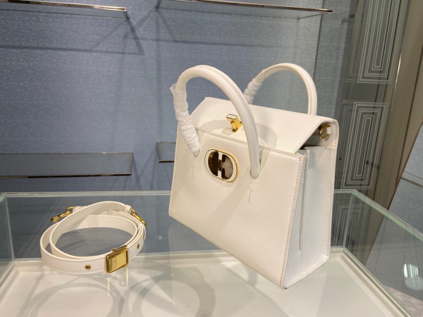 D*or large st honorÉ tote