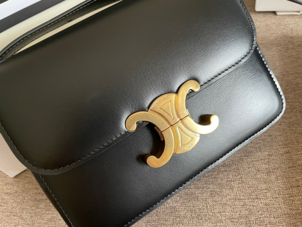 Ce**e teen triomphe bag