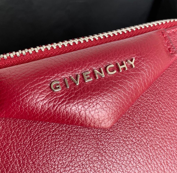 GIVENCHY NANO ANTIGONA