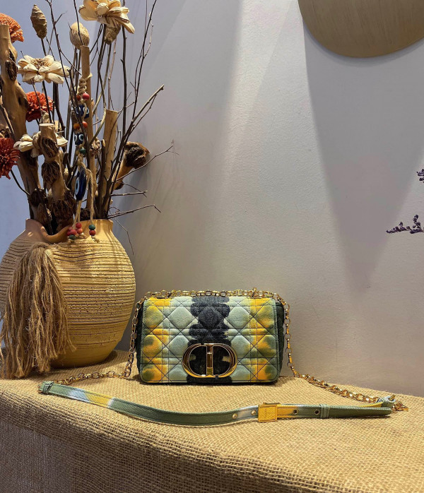 D*or small D*or caro bag