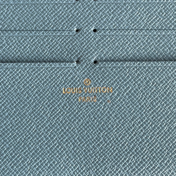 l**is V*t*n fÉlicie pochette