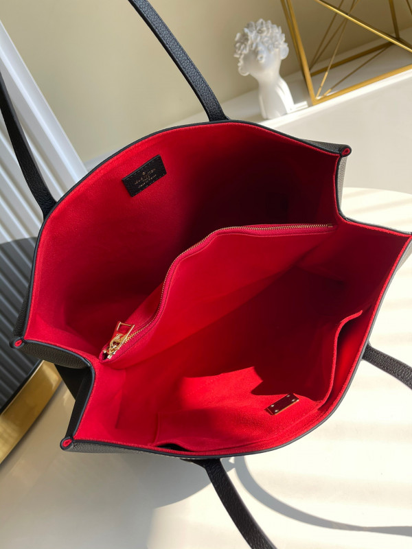 l**is V*t*n lockme shopper