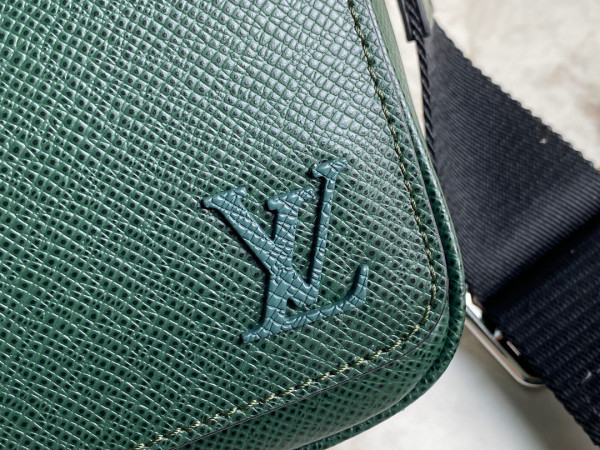 l**is V*t*n district pm