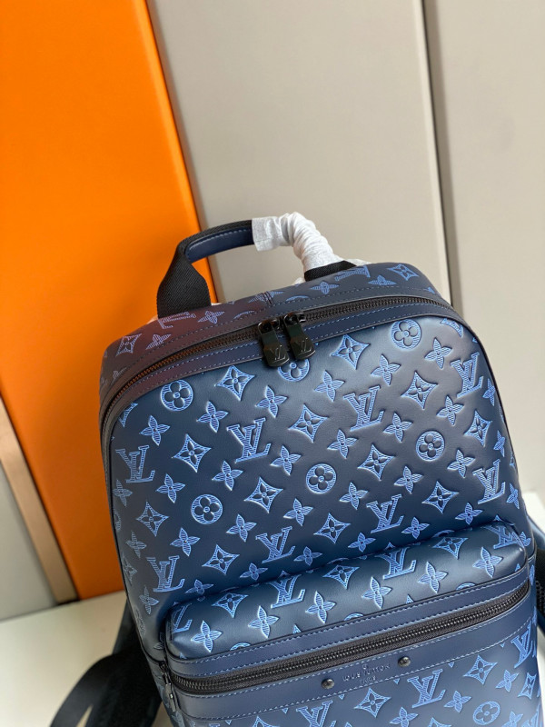l**is V*t*n sprinter backpack
