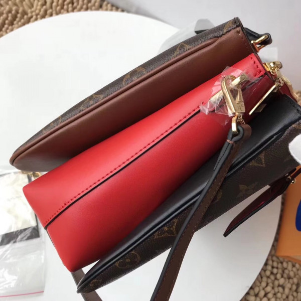 l**is V*t*n saintonge millefeuille m44254 camera shoulder bag