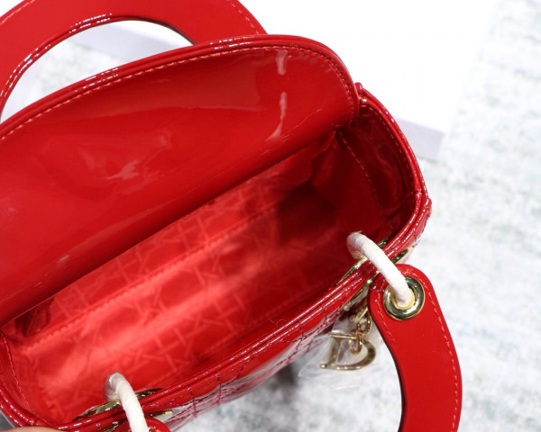 lady D*or mini with cow patent leather