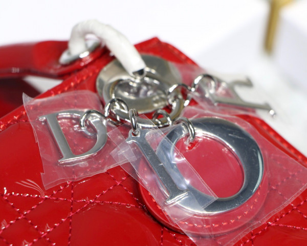 lady D*or mini with cow patent leather