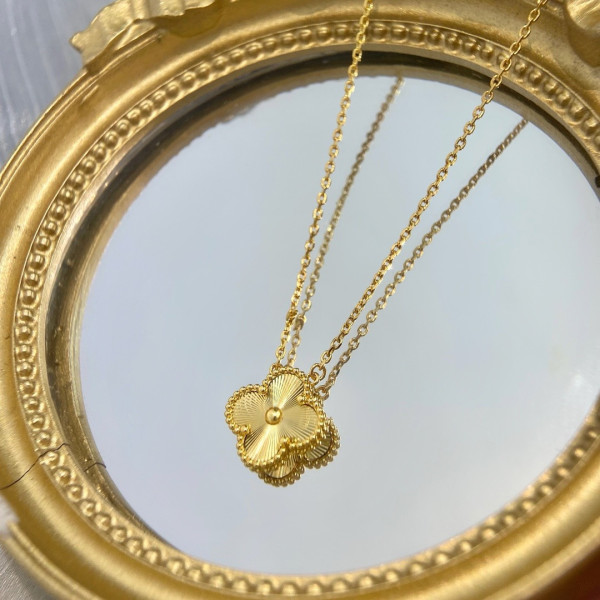 Van Cleef & Arpels Perlée NECKLACE