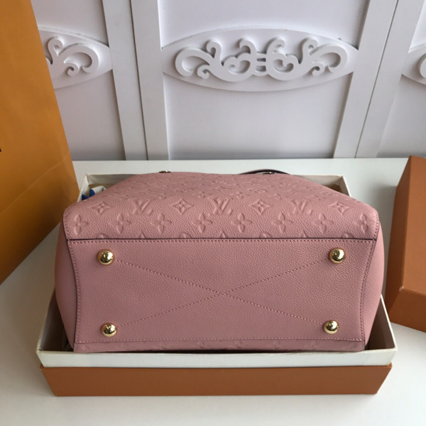 l**is V*t*n montaigne mm