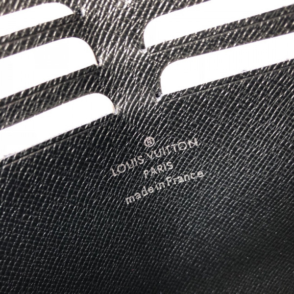 l**is V*t*n clutch m41692