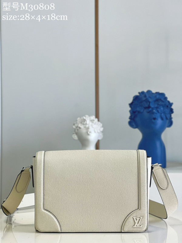 l**is V*t*n new flap messenger