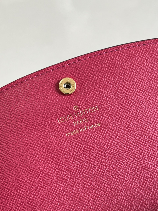 l**is V*t*n emilie wallet