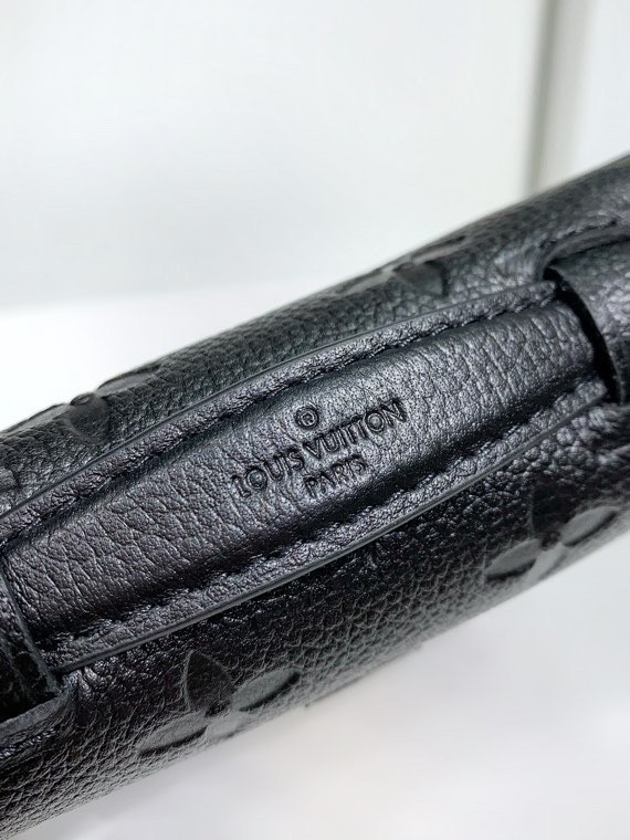 l**is V*t*n micro metis