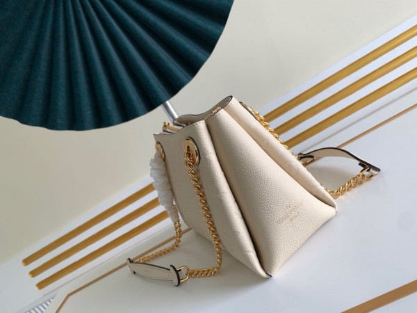 l**is V*t*n surene bb