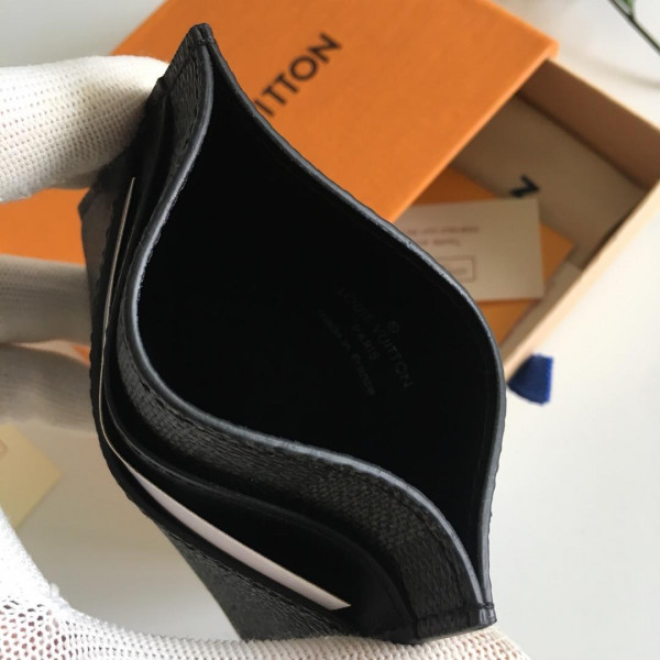 l**is V*t*n bandouliere 50double card holder