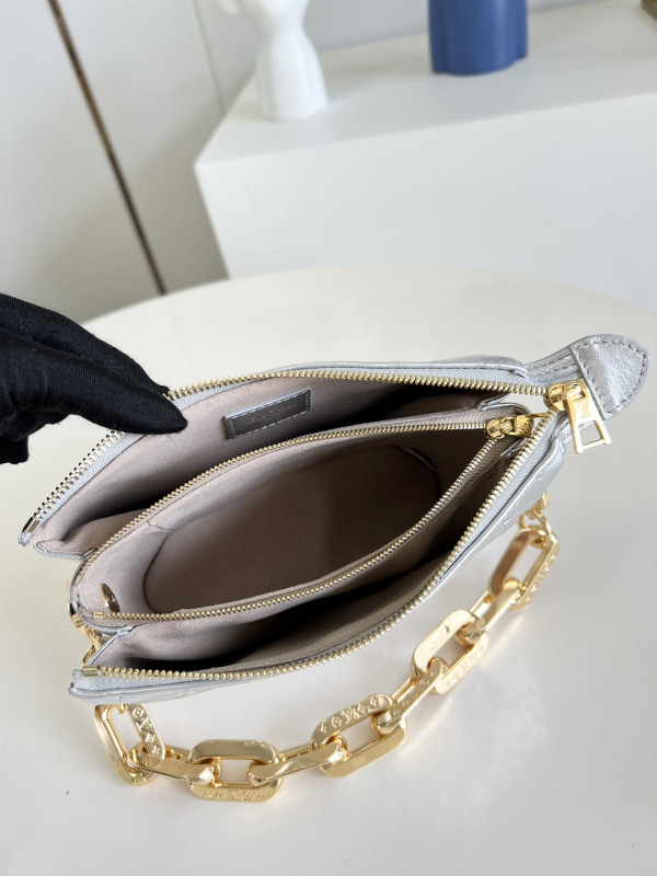 l**is V*t*n coussin bb