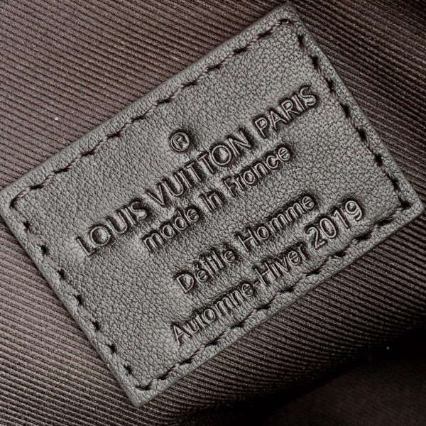 l**is V*t*n soft trunk