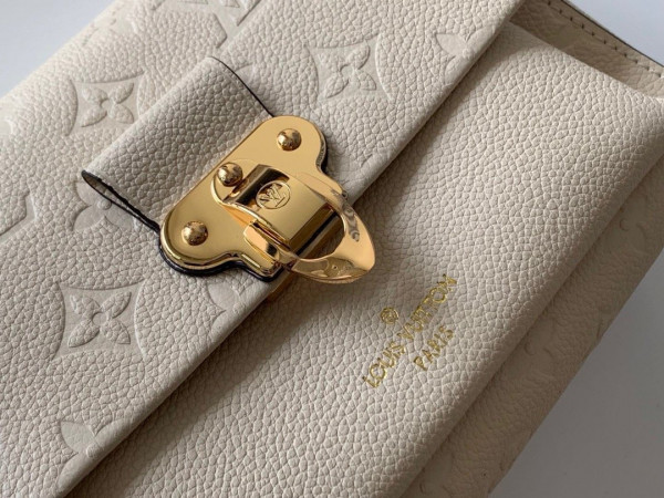 l**is V*t*n vavin bb