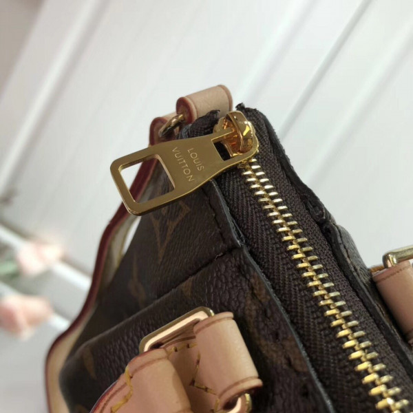 l**is V*t*n turenne pm