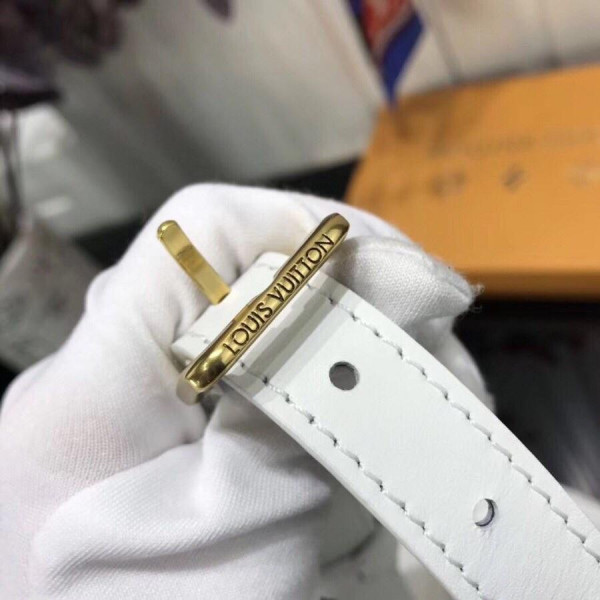 l**is V*t*n new wave bumbag