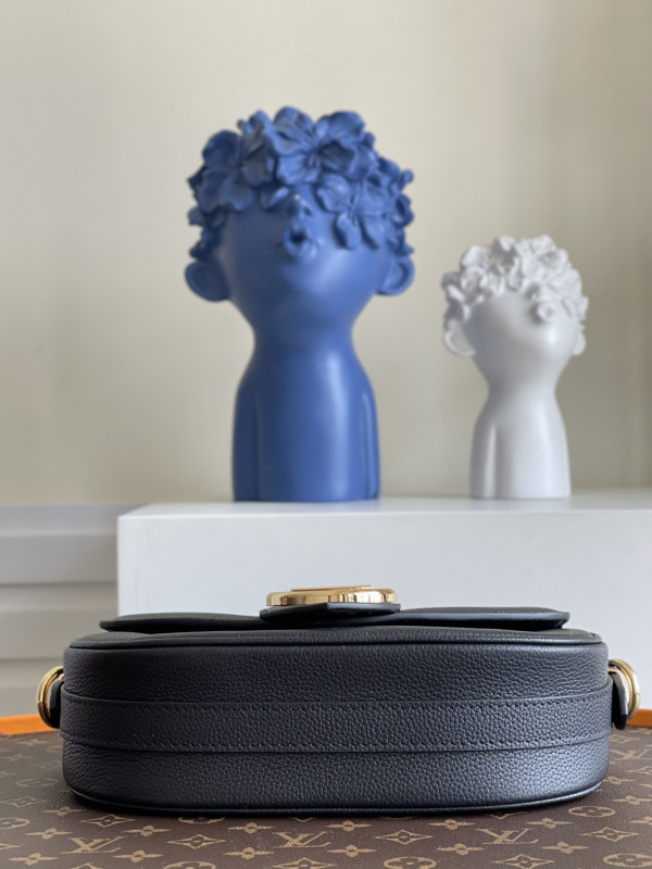 l**is V*t*n pont 9 soft mm