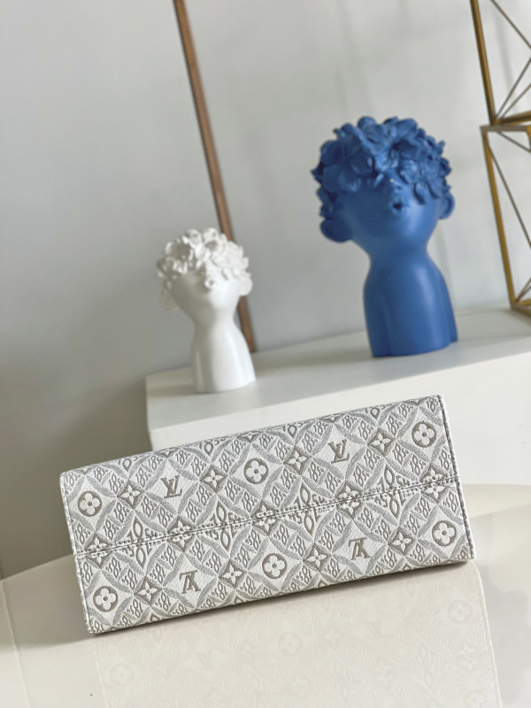 l**is V*t*n onthego mm