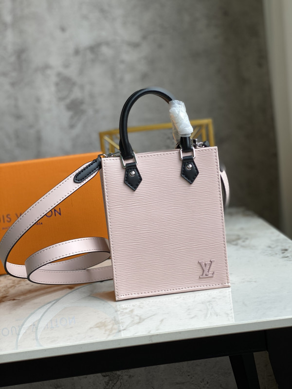 l**is V*t*n petit sac plat