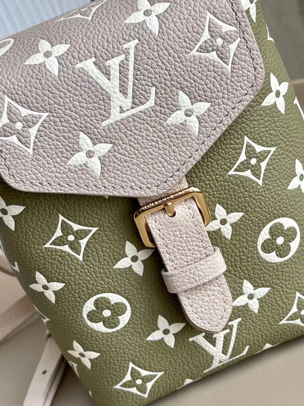 l**is V*t*n tiny backpack