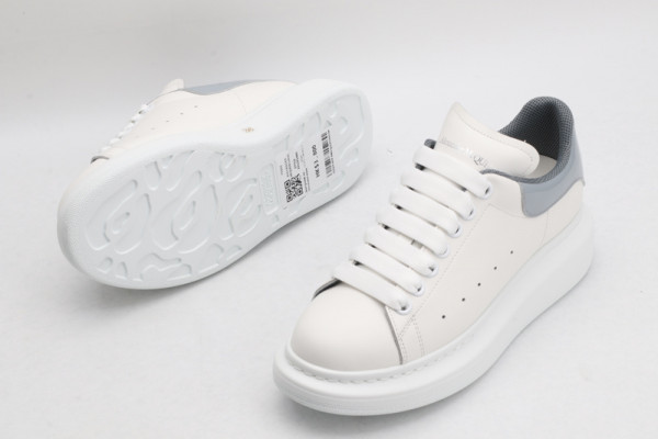 ALEXANDER MCQUEEN Oversized Sneaker