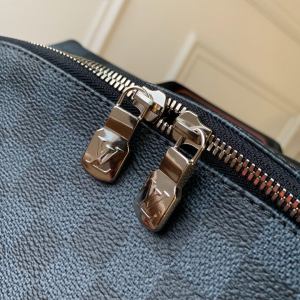 l**is V*t*n damier cobalt race discovery backpack pm