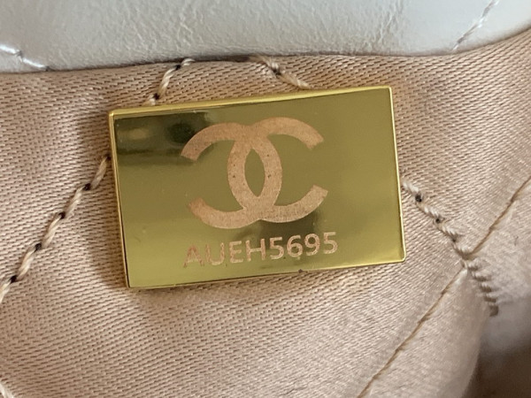 CL LARGE 22 HANDBAG