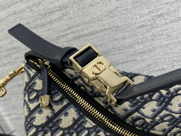 D*or D*ortravel nomad pouch medium