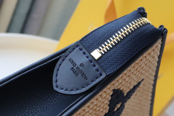 l**is V*t*n monogram raffia toiletry pouch