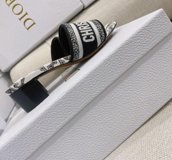 D*or dway heeled slide